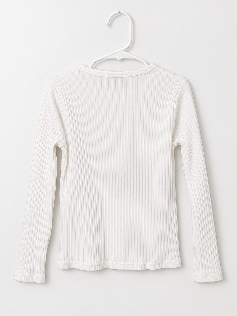 Classic Ribbed Long-Sleeve Women's Sweater - White